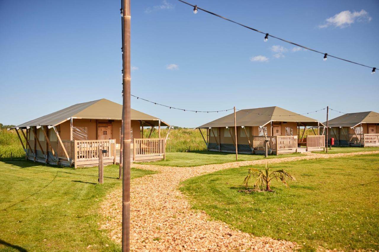 Dutchen Erfgoedpark De Hoop Glamping Hotel Uitgeest Buitenkant foto