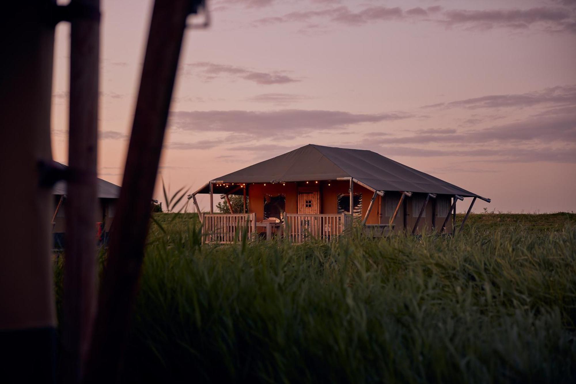 Dutchen Erfgoedpark De Hoop Glamping Hotel Uitgeest Buitenkant foto