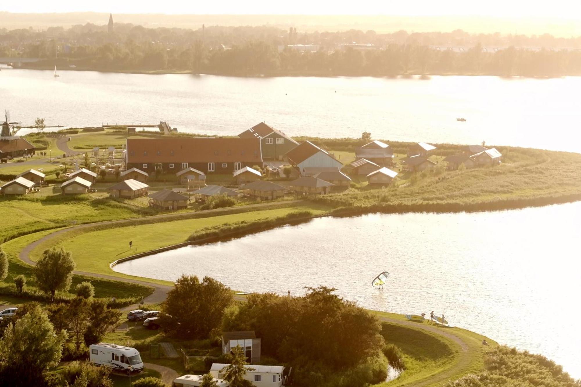 Dutchen Erfgoedpark De Hoop Glamping Hotel Uitgeest Buitenkant foto